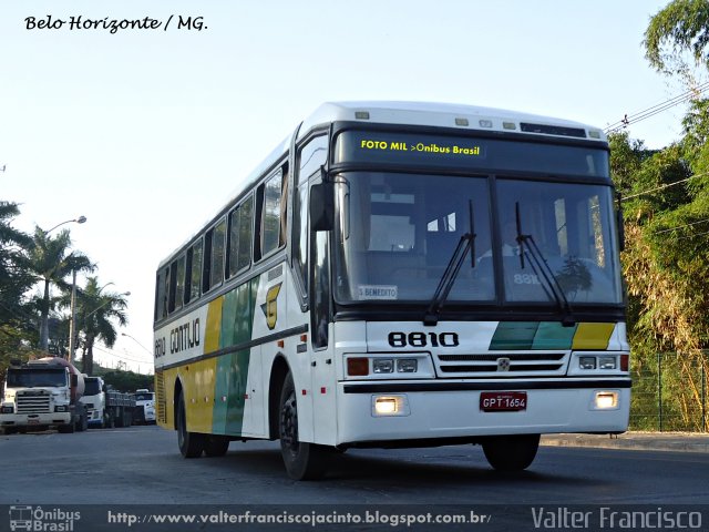 Empresa Gontijo de Transportes 8810 na cidade de Belo Horizonte, Minas Gerais, Brasil, por Valter Francisco. Número da foto: #1215514.