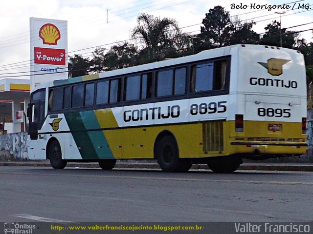 Empresa Gontijo de Transportes 8895 na cidade de Belo Horizonte, Minas Gerais, Brasil, por Valter Francisco. ID da foto: 1217891.