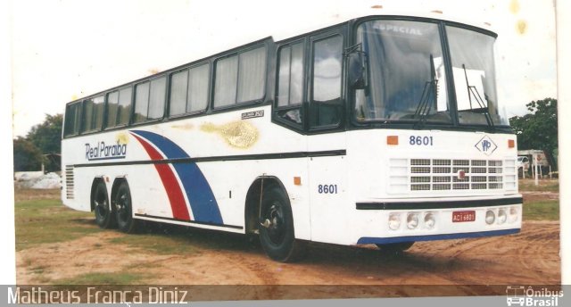 Ônibus Particulares 8601 na cidade de Guarabira, Paraíba, Brasil, por Matheus França Diniz. Número da foto: #1218234.