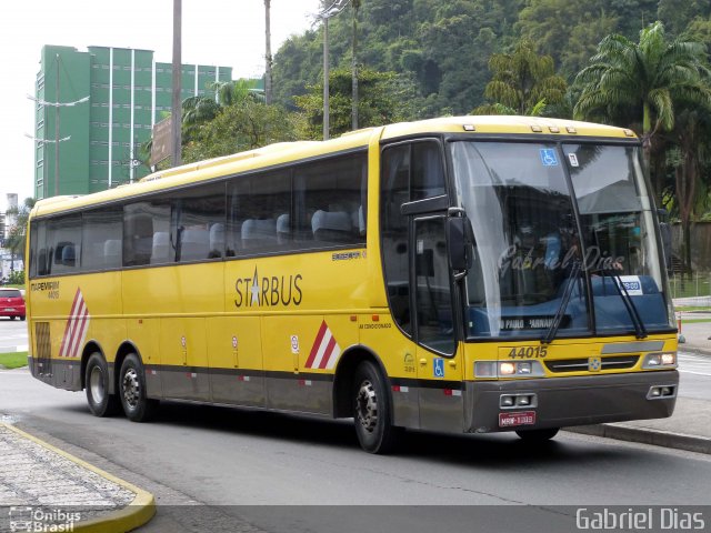 Viação Itapemirim 44015 na cidade de Santos, São Paulo, Brasil, por Gabriel Dias. Número da foto: #1221149.
