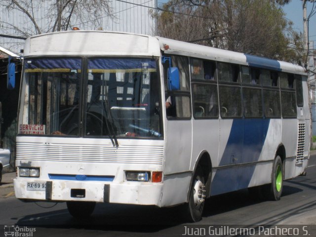 Ônibus Particulares  na cidade de , por Juan Guillermo Pacheco S.. ID da foto: 1221229.