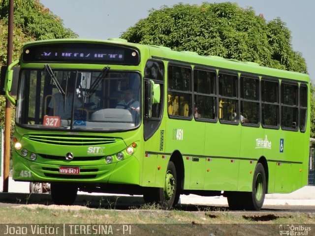 Taguatur - Taguatinga Transporte e Turismo 07451 na cidade de Teresina, Piauí, Brasil, por João Victor. ID da foto: 1225149.