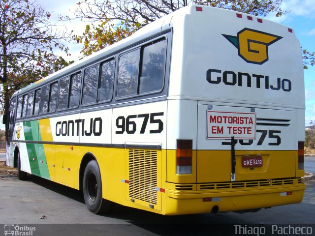 Empresa Gontijo de Transportes 9675 na cidade de Montes Claros, Minas Gerais, Brasil, por Thiago  Pacheco. ID da foto: 1225084.