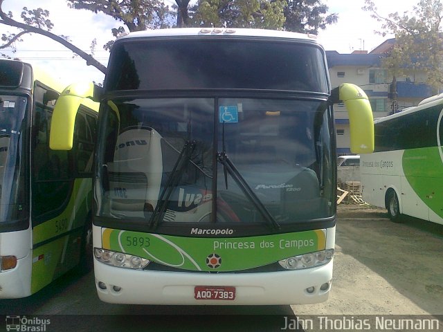 Expresso Princesa dos Campos 5893 na cidade de Toledo, Paraná, Brasil, por Jahn Thobias Neumann. Número da foto: #1226486.