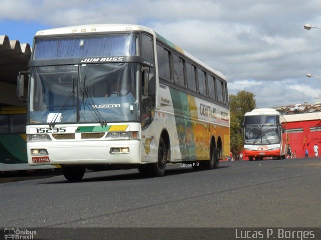 Empresa Gontijo de Transportes 15235 na cidade de Araxá, Minas Gerais, Brasil, por Lucas Borges . ID da foto: 1225479.