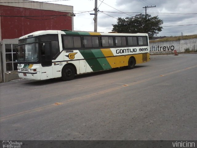 Empresa Gontijo de Transportes 8895 na cidade de Contagem, Minas Gerais, Brasil, por Lauro  Vinicius. ID da foto: 1194115.