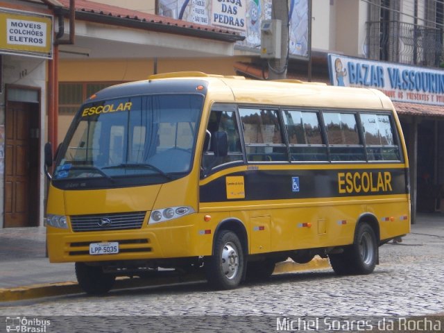 Escolares 5035 na cidade de Vassouras, Rio de Janeiro, Brasil, por Michel Soares da Rocha. ID da foto: 1229822.