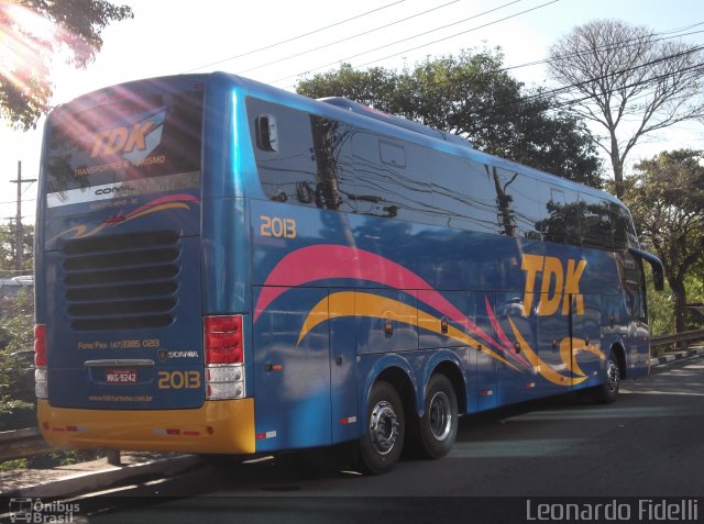 TDK – Transportes Dallabrida e Kurtz 2013 na cidade de São Paulo, São Paulo, Brasil, por Leonardo Fidelli. Número da foto: #1232661.