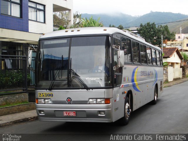 Expresso Braziltur 25300 na cidade de João Monlevade, Minas Gerais, Brasil, por Antonio Carlos Fernandes. Número da foto: #1238932.