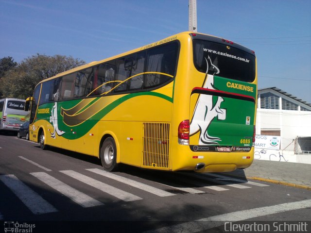 Expresso Caxiense 6085 na cidade de Santa Maria, Rio Grande do Sul, Brasil, por Cleverton Schmitt. Número da foto: #1240246.