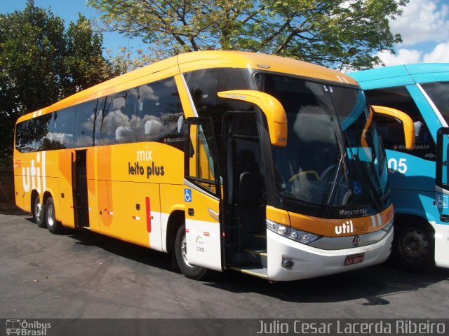 UTIL - União Transporte Interestadual de Luxo 15101 na cidade de Belo Horizonte, Minas Gerais, Brasil, por Julio Cesar Lacerda Ribeiro. Número da foto: #1241679.