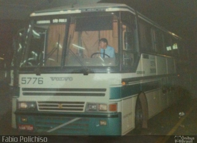 Viação Garcia 5776 na cidade de , por Fábio Polichiso. Número da foto: #1245365.