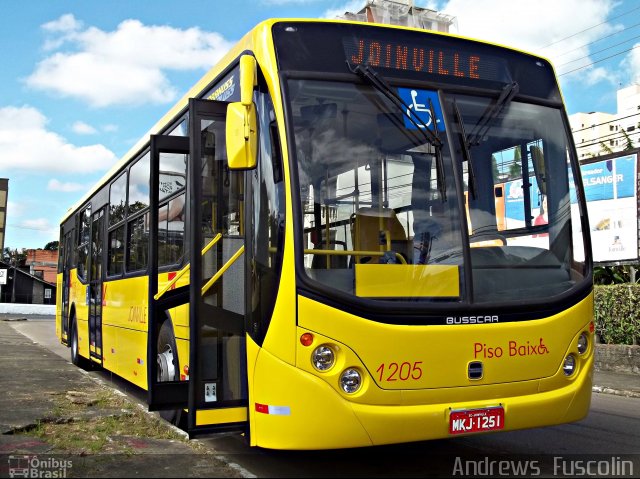 Transtusa - Transporte e Turismo Santo Antônio 1205 na cidade de Joinville, Santa Catarina, Brasil, por Andrews  Fuscolin. Número da foto: #1248659.