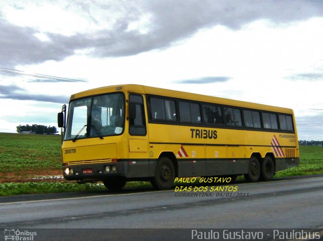Viação Itapemirim 30079 na cidade de Correntina, Bahia, Brasil, por Paulo Gustavo. Número da foto: #1249582.