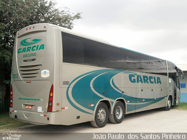 Viação Garcia 7352 na cidade de São José dos Campos, São Paulo, Brasil, por João Paulo  dos Santos Pinheiro. Número da foto: #1201047.