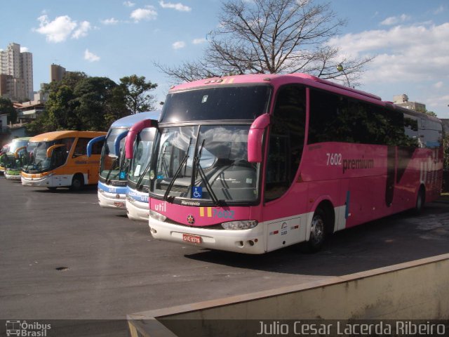 UTIL - União Transporte Interestadual de Luxo 7602 na cidade de Belo Horizonte, Minas Gerais, Brasil, por Julio Cesar Lacerda Ribeiro. Número da foto: #1201176.
