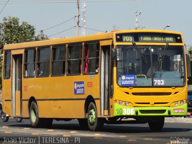 Viação Piauiense 10306 na cidade de Teresina, Piauí, Brasil, por João Victor. ID da foto: 1205715.