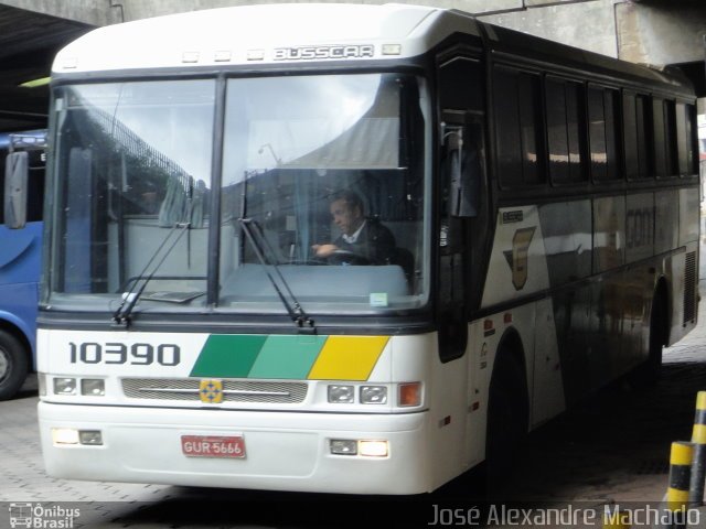 Empresa Gontijo de Transportes 10390 na cidade de Belo Horizonte, Minas Gerais, Brasil, por J. Alexandre Machado. Número da foto: #1209160.