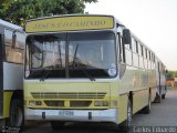 Ônibus Particulares  na cidade de Nazaré da Mata, Pernambuco, Brasil, por Carlos Eduardo. Número da foto: #1208657.