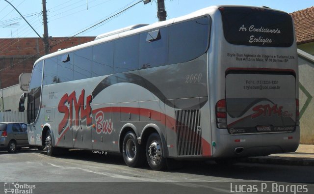 Style Bus 2000 na cidade de Araxá, Minas Gerais, Brasil, por Lucas Borges . Número da foto: #1253690.