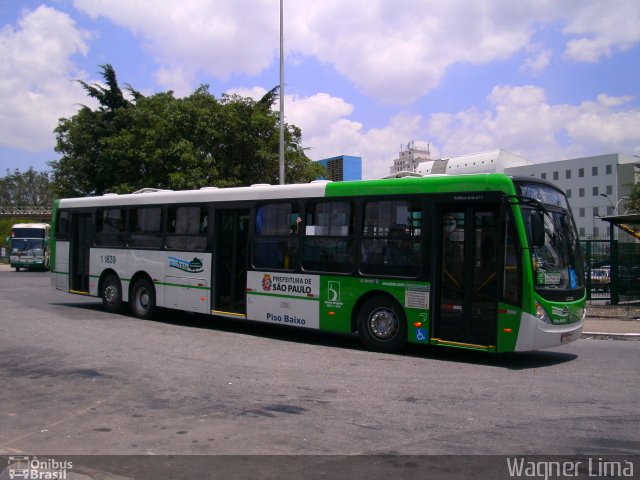 Viação Santa Brígida 1 1839 na cidade de São Paulo, São Paulo, Brasil, por Wagner Lima. Número da foto: #1273520.