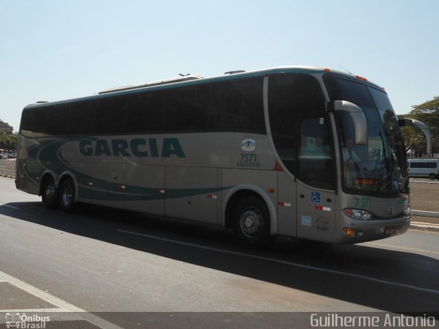 Viação Garcia 7571 na cidade de Franca, São Paulo, Brasil, por Guilherme Antonio. Número da foto: #1272962.