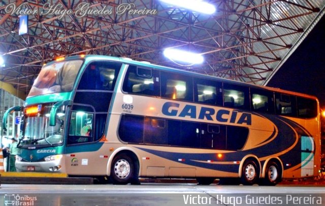 Viação Garcia 6039 na cidade de Maringá, Paraná, Brasil, por Victor Hugo Guedes Pereira. ID da foto: 1278645.