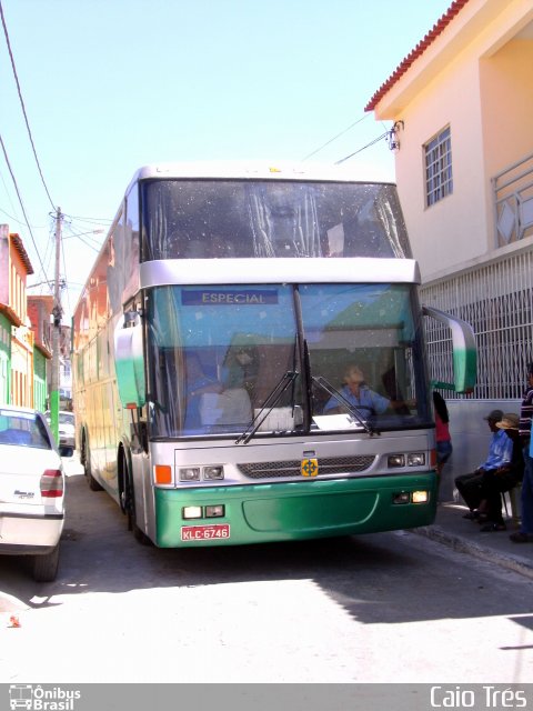 Eclipse Turismo 2002 na cidade de Bom Jesus da Lapa, Bahia, Brasil, por Caio Trés. ID da foto: 1282672.