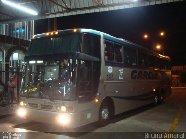 Viação Garcia 6524 na cidade de Maringá, Paraná, Brasil, por Bruno Amaral. ID da foto: 1285422.