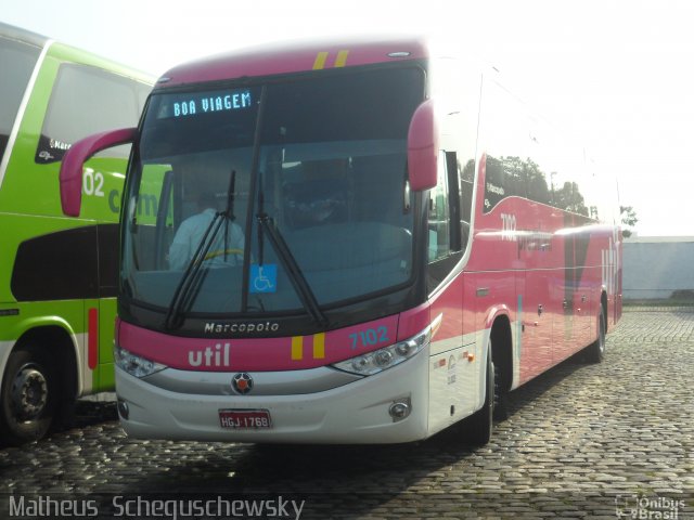 UTIL - União Transporte Interestadual de Luxo 7102 na cidade de São Vicente, São Paulo, Brasil, por Matheus  Scheguschewsky. Número da foto: #1284684.