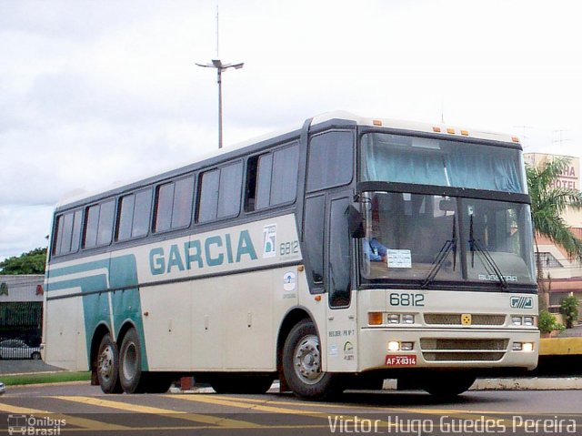 Viação Garcia 6812 na cidade de Londrina, Paraná, Brasil, por Victor Hugo Guedes Pereira. ID da foto: 1290620.