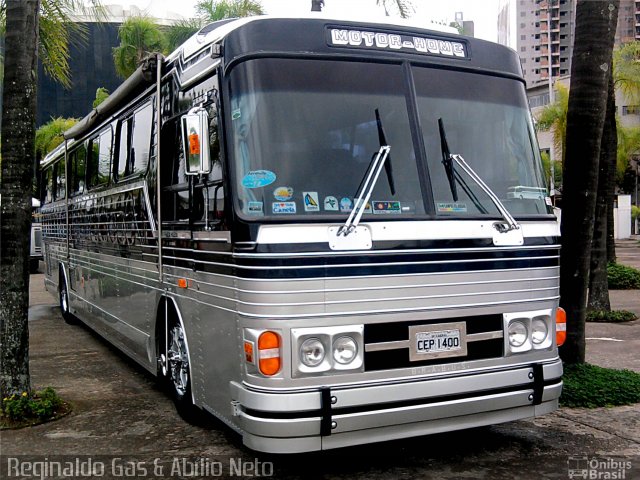 Motorhomes 1400 na cidade de São Paulo, São Paulo, Brasil, por Reginaldo Gas. Número da foto: #1288704.