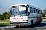 Viação Valenciana 1300 na cidade de Rio de Janeiro, Rio de Janeiro, Brasil, por Jordan dos Santos Silva. Número da foto: #1291875.