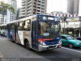 Viação Piracicabana 8106 na cidade de Santos, São Paulo, Brasil, por Caique Cazares. ID da foto: :id.