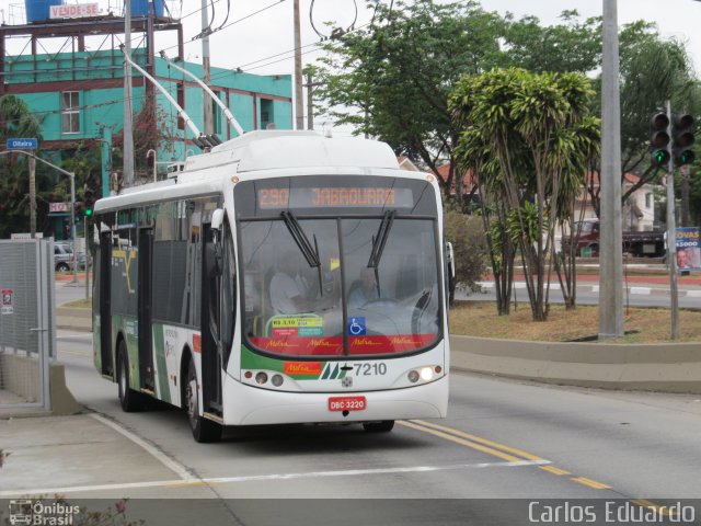 Metra - Sistema Metropolitano de Transporte 7210 na cidade de São Paulo, São Paulo, Brasil, por Carlos Eduardo. Número da foto: #1298141.