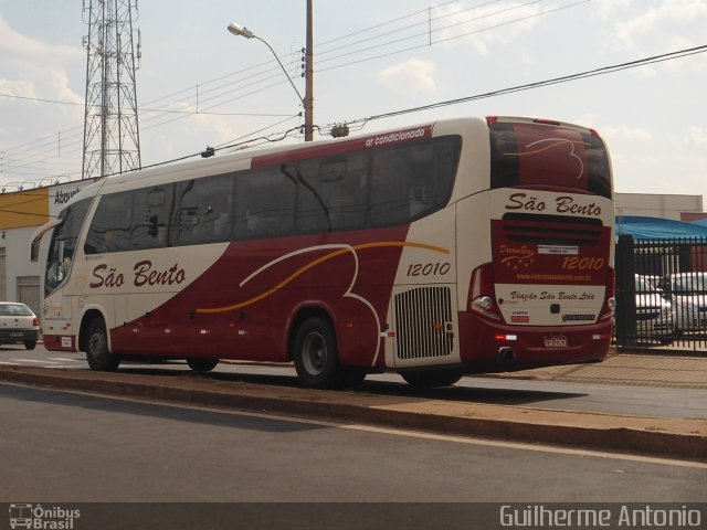 Viação São Bento Ribeirão Preto 12010 na cidade de Uberaba, Minas Gerais, Brasil, por Guilherme Antonio. ID da foto: 1300645.