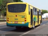 Viação Garcia 7695 na cidade de Mandaguari, Paraná, Brasil, por Emanoel Diego.. Número da foto: #1303563.