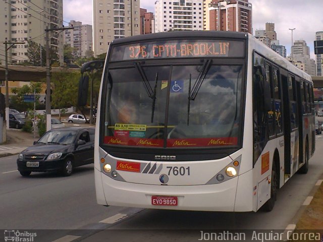 Metra - Sistema Metropolitano de Transporte 7601 na cidade de São Paulo, São Paulo, Brasil, por Jonathan  Aguiar Correa. Número da foto: #1307163.