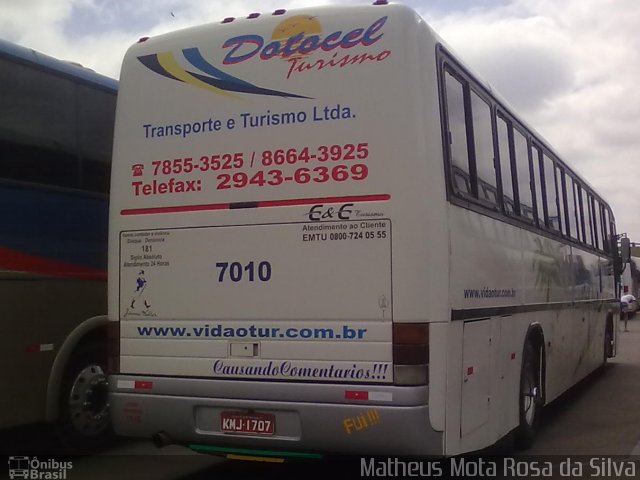 Vidão Tur - Dotocel Turismo 7010 na cidade de Aparecida, São Paulo, Brasil, por Matheus Mota Rosa da Silva. Número da foto: #1306152.
