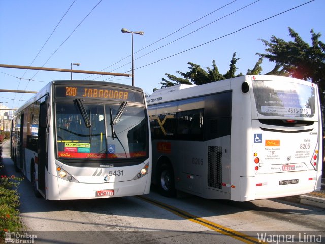 Metra - Sistema Metropolitano de Transporte 5431 na cidade de São Bernardo do Campo, São Paulo, Brasil, por Wagner Lima. ID da foto: 1306385.