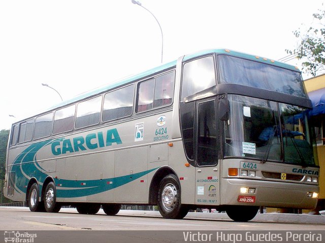 Viação Garcia 6424 na cidade de Maringá, Paraná, Brasil, por Victor Hugo Guedes Pereira. ID da foto: 1309740.