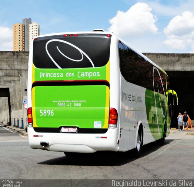 Expresso Princesa dos Campos 5896 na cidade de Curitiba, Paraná, Brasil, por Reginaldo Levinski da Silva. Número da foto: #1311764.