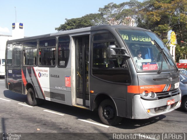 EAOSA - Empresa Auto Ônibus Santo André 1030 na cidade de Diadema, São Paulo, Brasil, por Roberto Teixeira. ID da foto: 1313168.