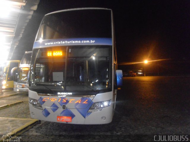 Cristal Turismo e Transporte 1000 na cidade de Casimiro de Abreu, Rio de Janeiro, Brasil, por Carlos Julio. Número da foto: #1258676.