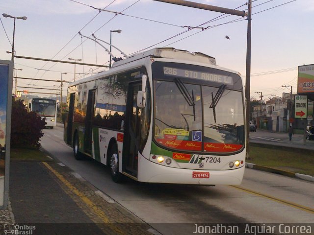 Metra - Sistema Metropolitano de Transporte 7204 na cidade de São Paulo, São Paulo, Brasil, por Jonathan  Aguiar Correa. Número da foto: #1262524.