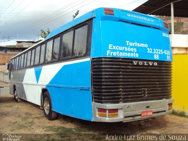 Ônibus Particulares 2020 na cidade de Juiz de Fora, Minas Gerais, Brasil, por André Luiz Gomes de Souza. Número da foto: #1263283.