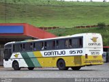 Empresa Gontijo de Transportes 9570 na cidade de João Monlevade, Minas Gerais, Brasil, por Mairo de Magalhães. ID da foto: :id.