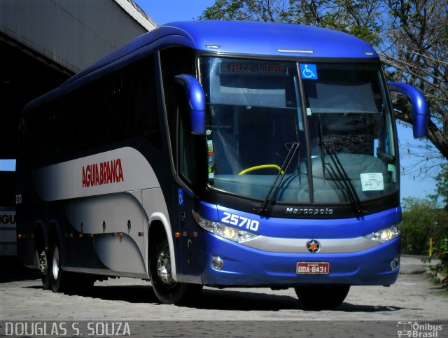 Viação Águia Branca 25710 na cidade de Vitória, Espírito Santo, Brasil, por Douglas Kalladim. ID da foto: 1265808.