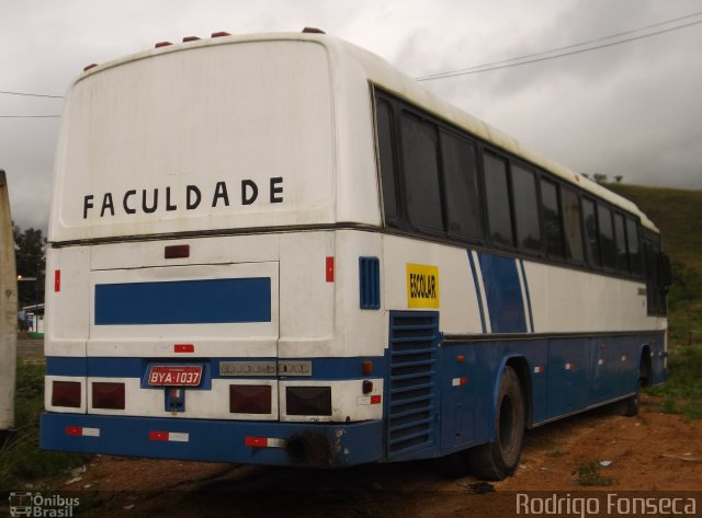 Ônibus Particulares 1037 na cidade de Quipapá, Pernambuco, Brasil, por Rodrigo Fonseca. ID da foto: 1268342.