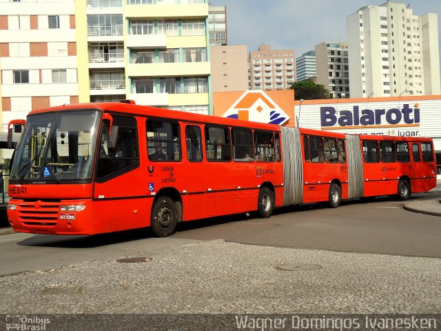 Auto Viação Redentor HE841 na cidade de Curitiba, Paraná, Brasil, por Wagner Domingos Ivanesken. ID da foto: 1266953.